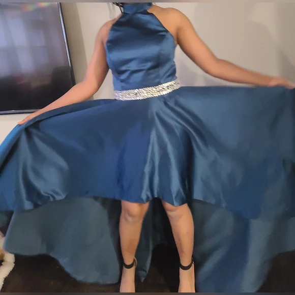 Prom Dress - Picture 3 of 4